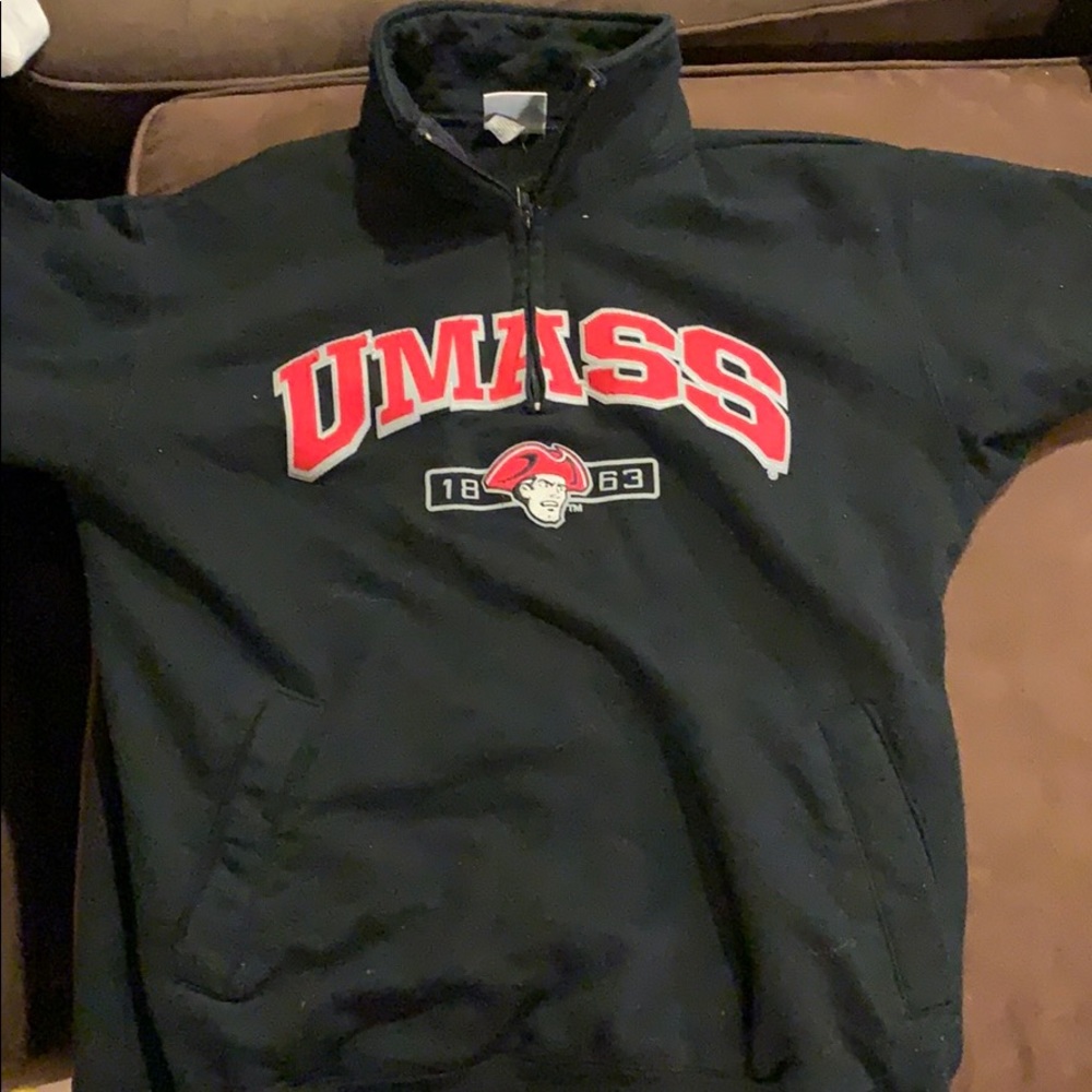 University of Massachusetts 1/4 Zip